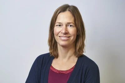 Claudia Carl